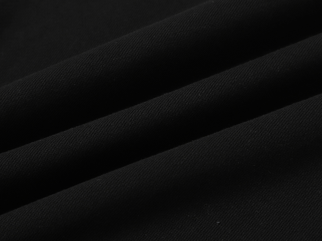 On Running 520Gsm Union Kingdom Boxy Cropped Fit Zip-Up - Image 53