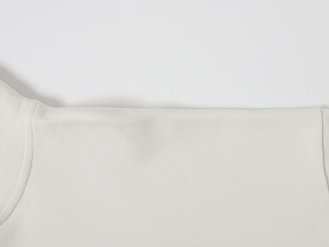 On Running 360Gsm Union Kingdom 100% Cotton French Terry Boxy Cropped Fit Zip-Up - Image 32