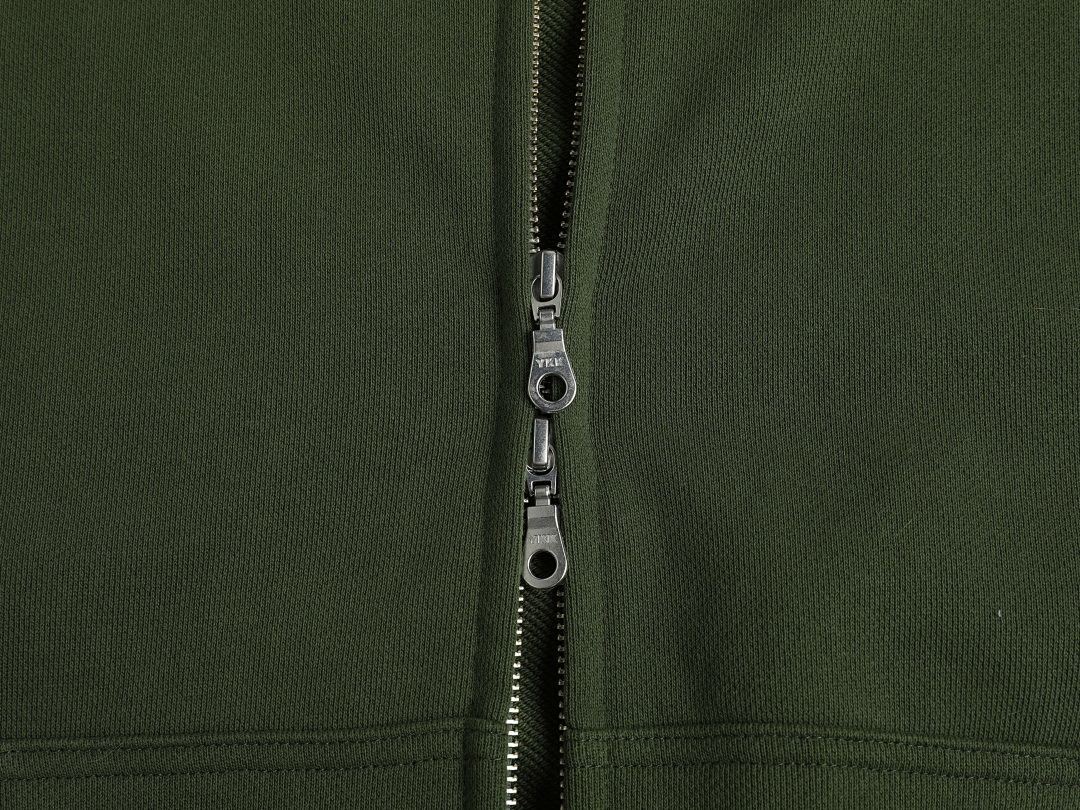 On Running 480Gsm Union Kingdom 100% Cotton French Terry Raglan Boxy Cropped Fit Zip-Up - Image 7
