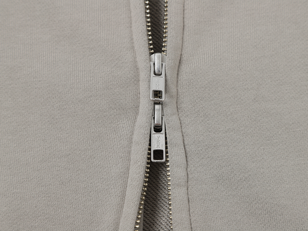 On Running 480Gsm Union Kingdom 100% Cotton French Terry Boxy Cropped Fit Zip-Up - Image 18