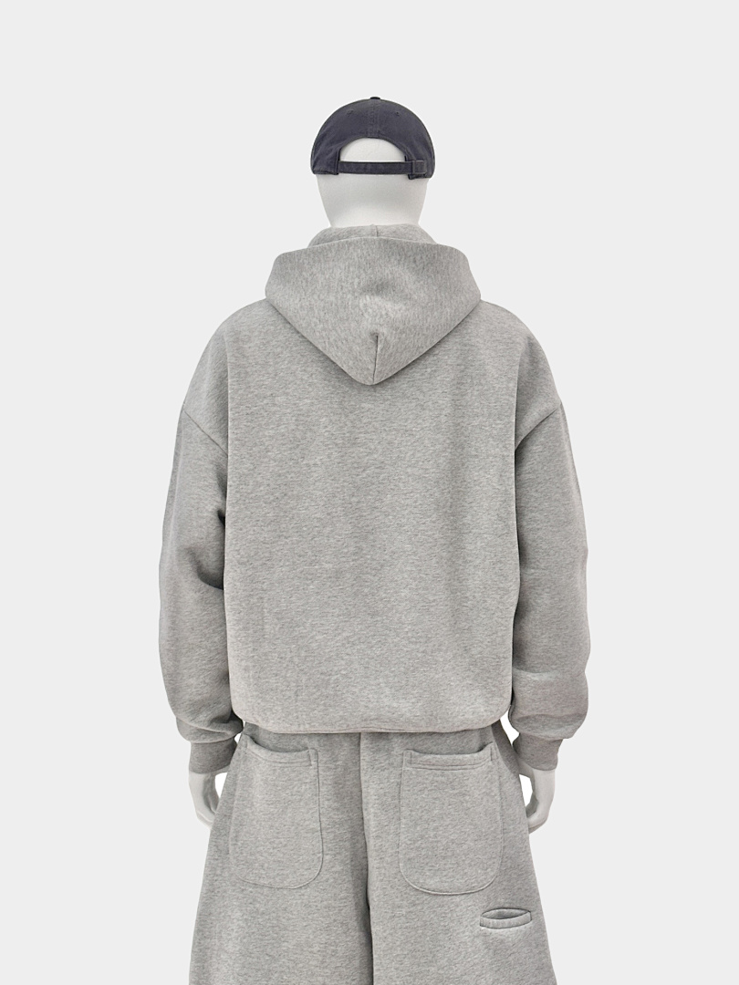On Running 520Gsm Union Kingdom Boxy Cropped Fit Tracksuit - Image 60
