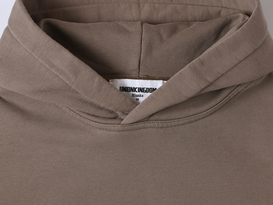 On Running 420Gsm Union Kingdom Terry Faric 100% Cotton Cropped Fit Blank Hoodie - Image 6