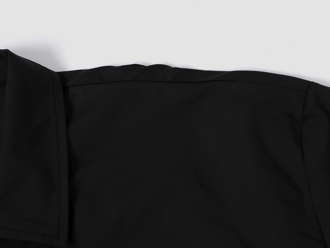 On Running 110Gsm Union Kingdom 100% Cotton Boxy Cropped Fit Cuban Shirt - Image 14
