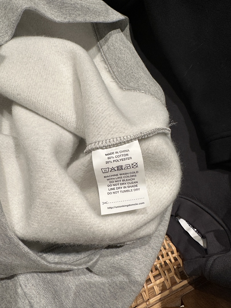 On Running 520Gsm Union Kingdom Boxy Cropped Fit Zip-Up - Image 63