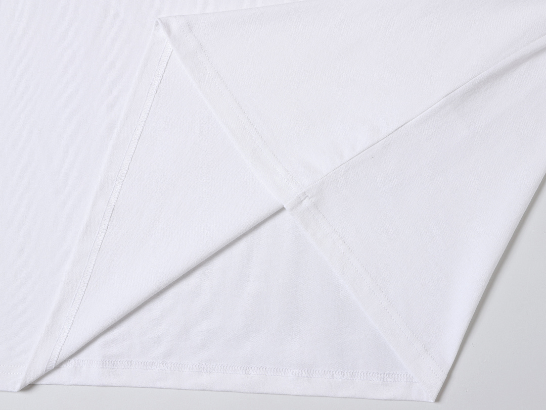 On Running 240Gsm Union Kingdom 100% Cotton Boxy Cropped Fit Blank T-Shirt - Image 28