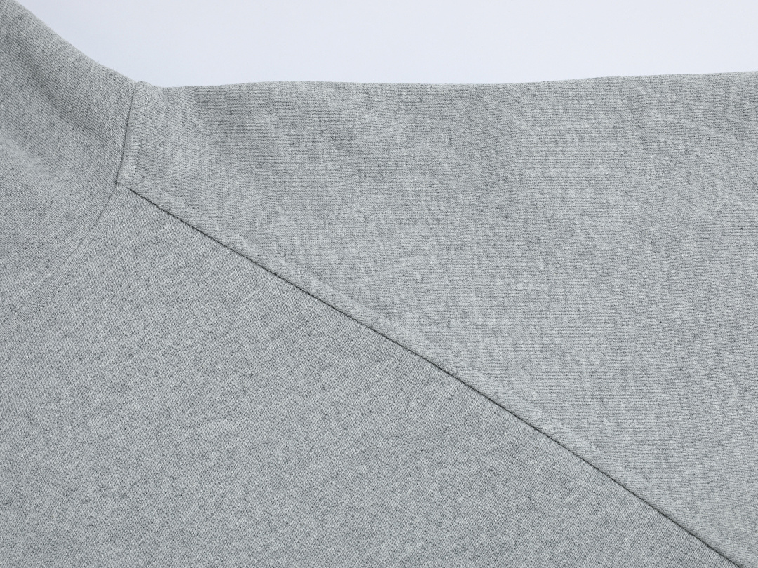 On Running 480Gsm Union Kingdom 100% Cotton French Terry Raglan Boxy Cropped Fit Hoodie - Image 6