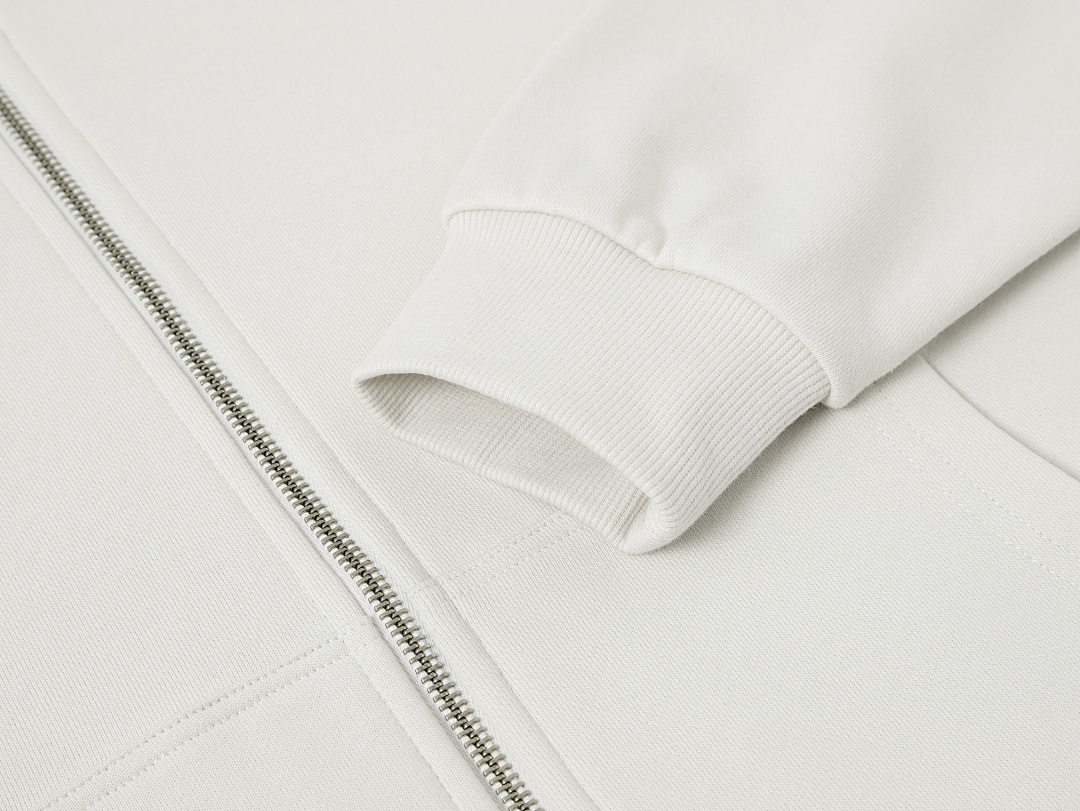 On Running 360Gsm Union Kingdom 100% Cotton French Terry Boxy Cropped Fit Zip-Up - Image 34