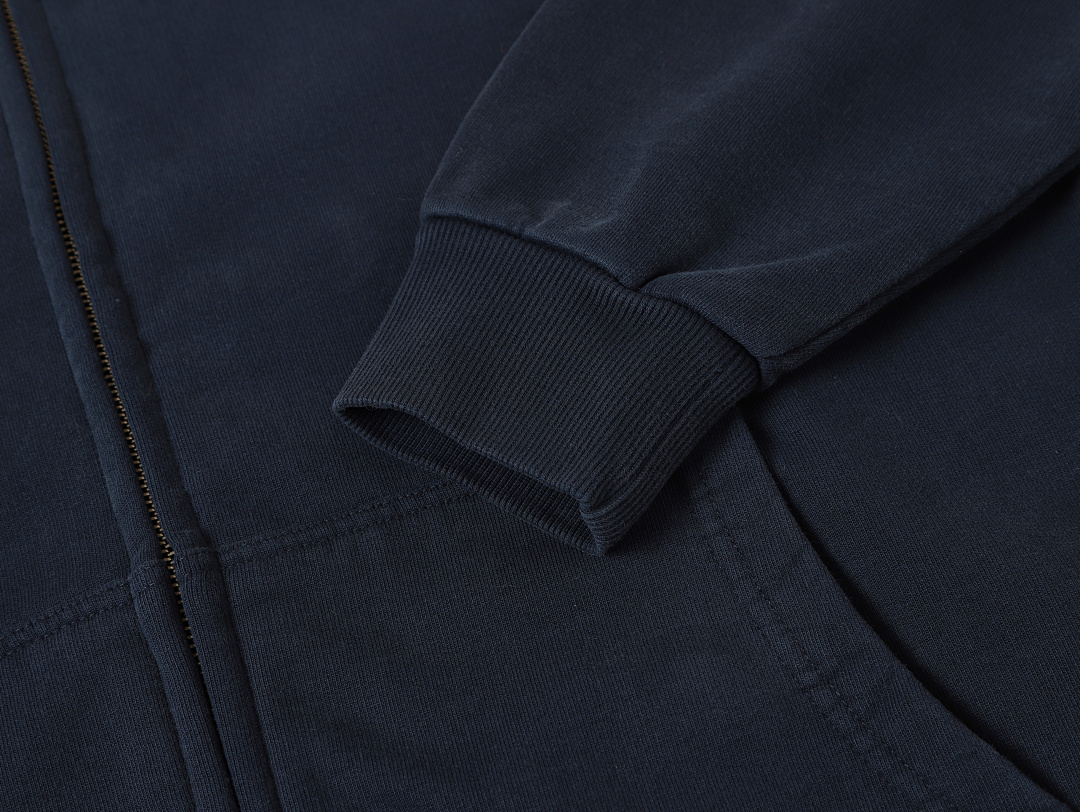 On Running 550Gsm Union Kingdom 100% Cotton French Terry Cropped Fit Washed Zip-Up - Image 16