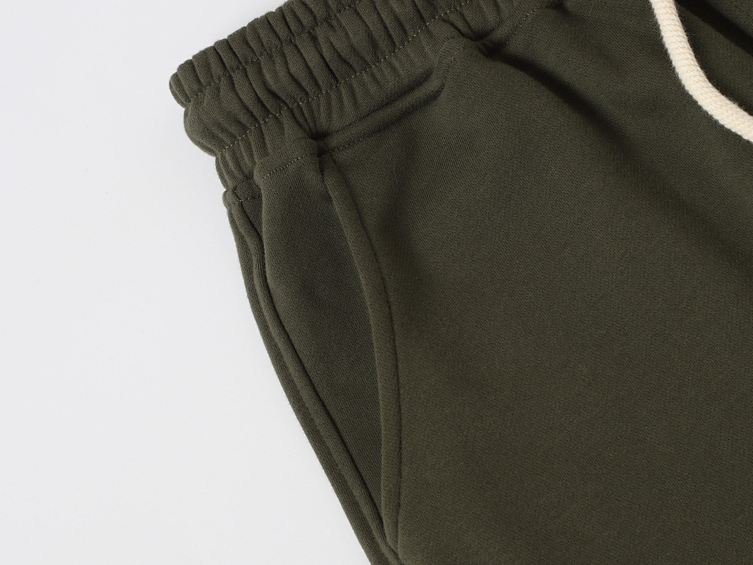 On Running 360Gsm Union Kingdom Cloud Feeling Blank Shorts - Image 30