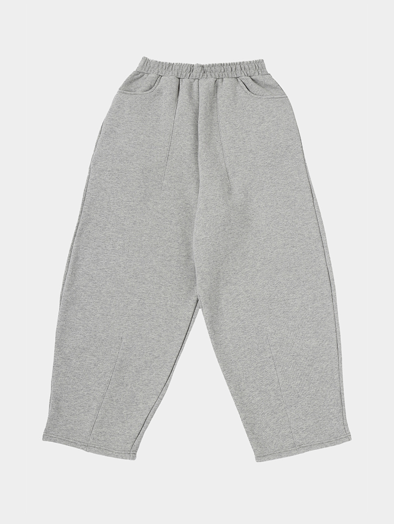 On Running 520Gsm Union Kingdom Boxy Cropped Fit Tracksuit - Image 75