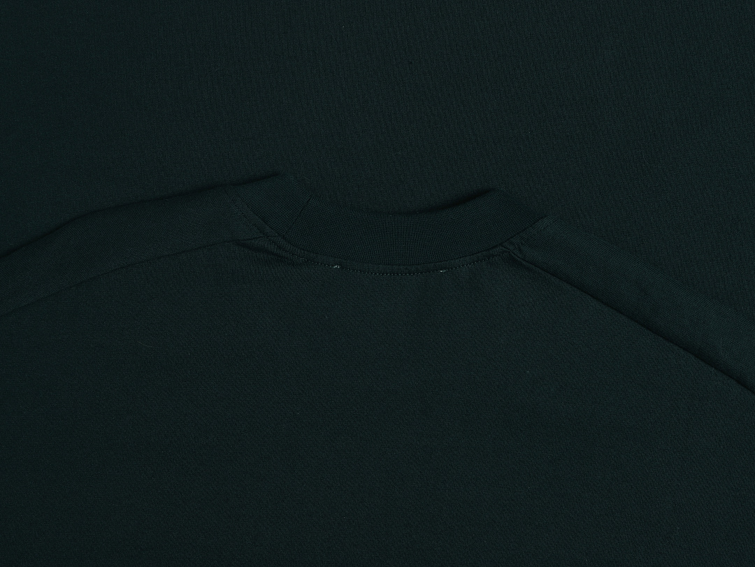 On Running 240Gsm Union Kingdom 100% Cotton Boxy Cropped Fit Blank T-Shirt - Image 44