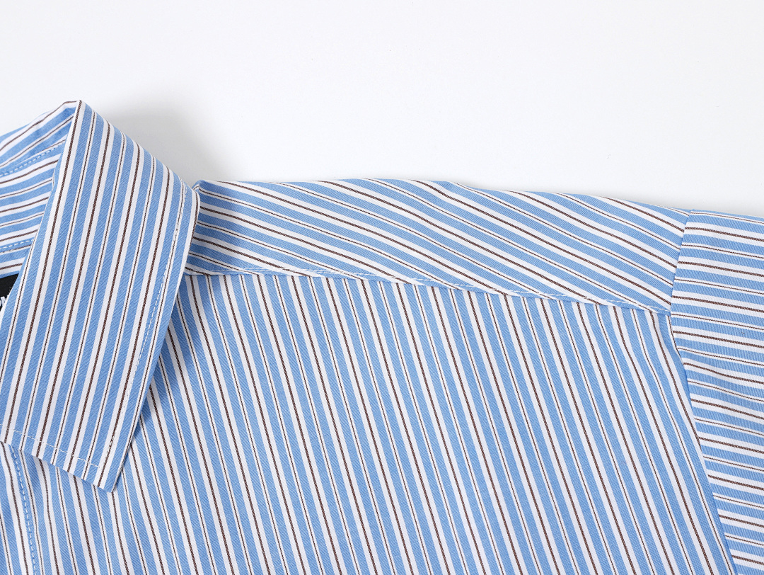 On Running 120Gsm Union Kingdom 100% Cotton Boxy Cropped Fit Striped Long-Sleeved Shirt - Image 6