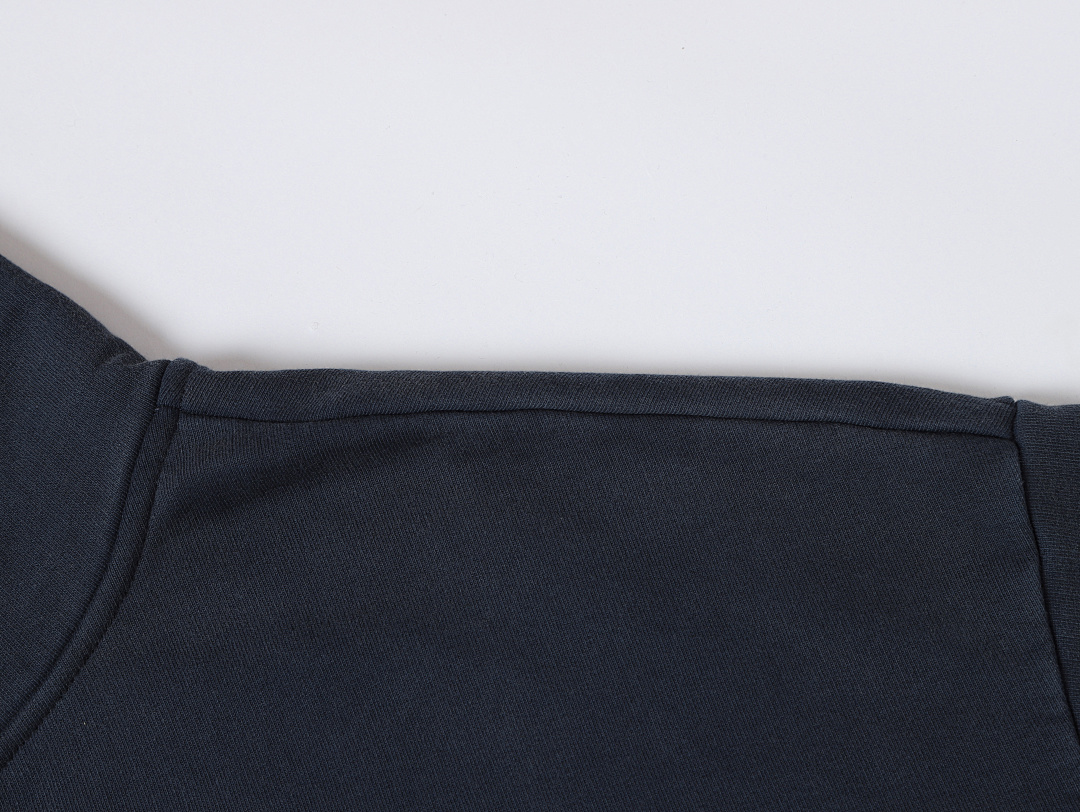 On Running 550Gsm Union Kingdom 100% Cotton French Terry Cropped Fit Washed Zip-Up - Image 15