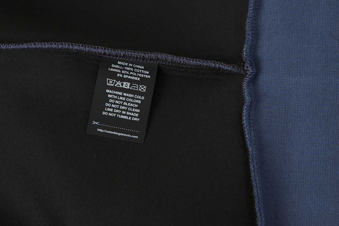 On Running 630Gsm Union Kingdom Boxy Cropped Fit Blank Zip-Up - Image 47