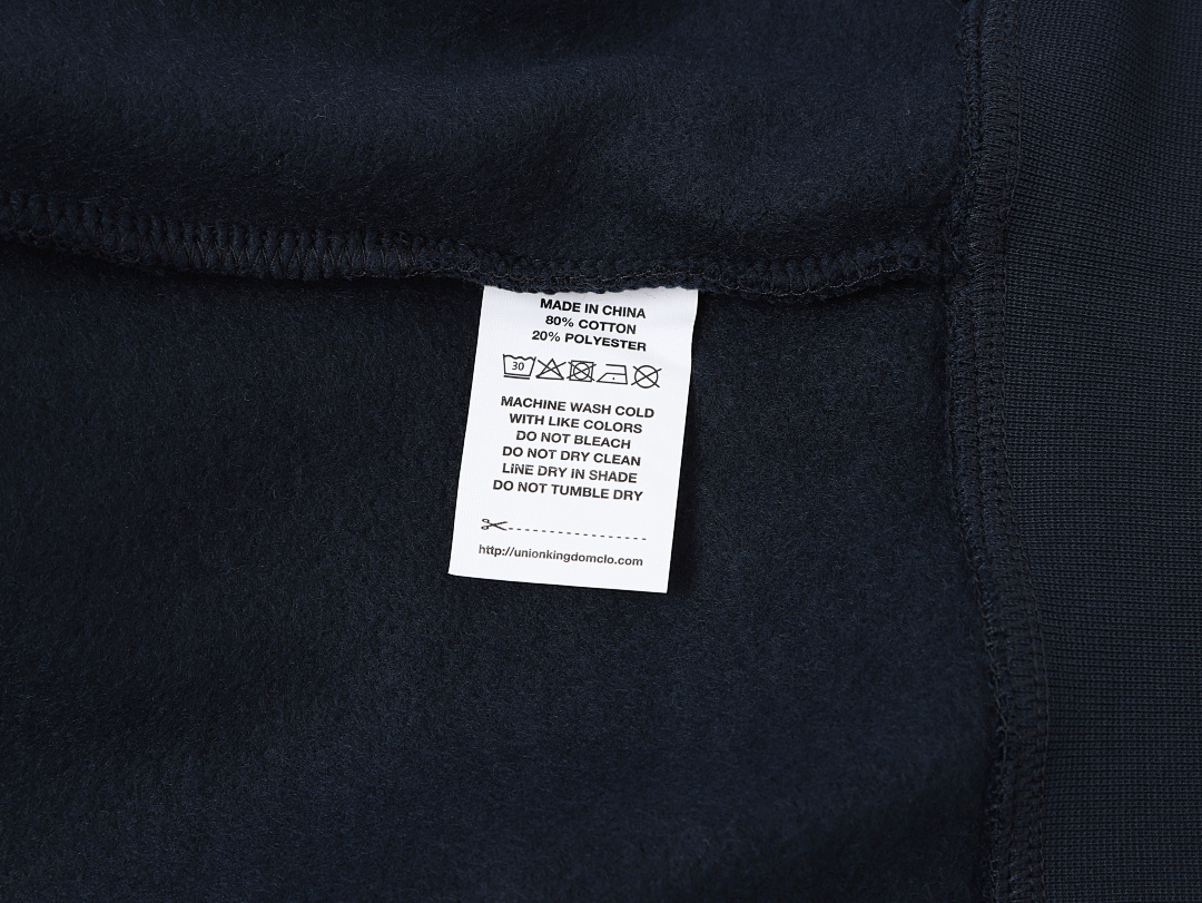 On Running 520Gsm Union Kingdom Boxy Cropped Fit Zip-Up - Image 41
