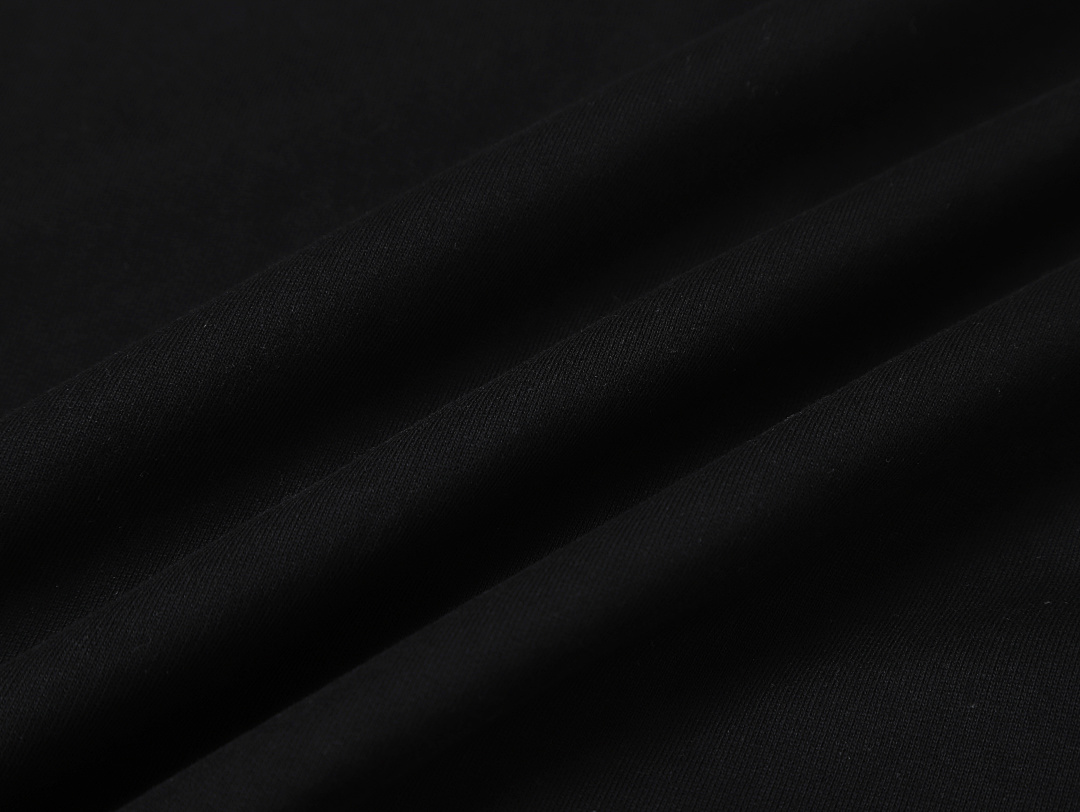 On Running 480Gsm Union Kingdom 100% Cotton Fleece Cropped Fit Zip-Up - Image 28