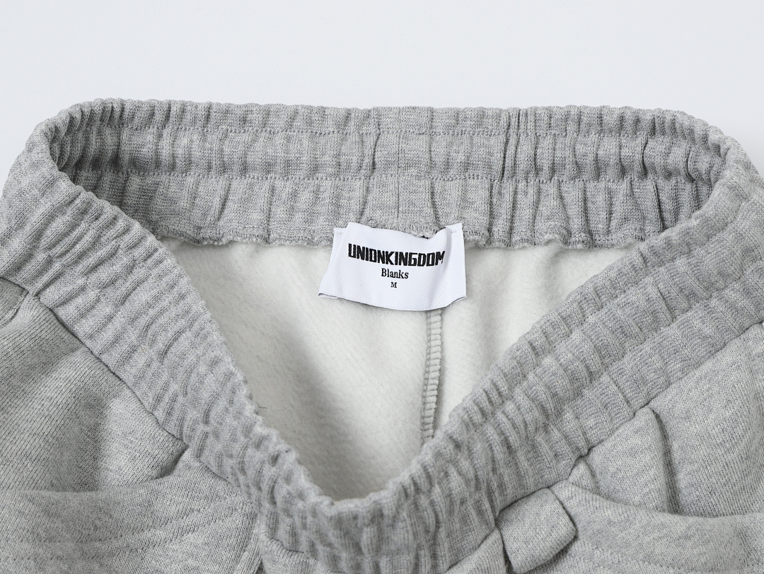 On Running 520Gsm Union Kingdom Cozy Baggy Shorts - Image 19