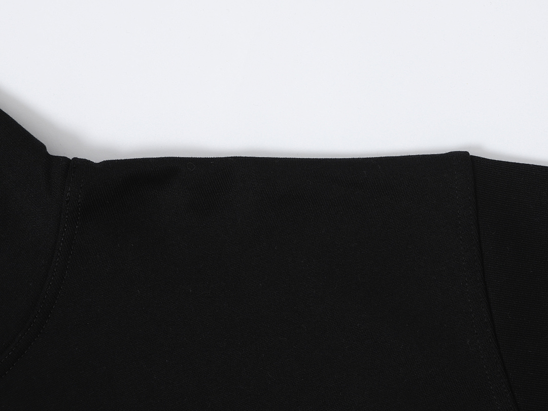 On Running 400Gsm Union Kingdom 100% Cotton French Terry Loose Fit Hoodie - Image 13