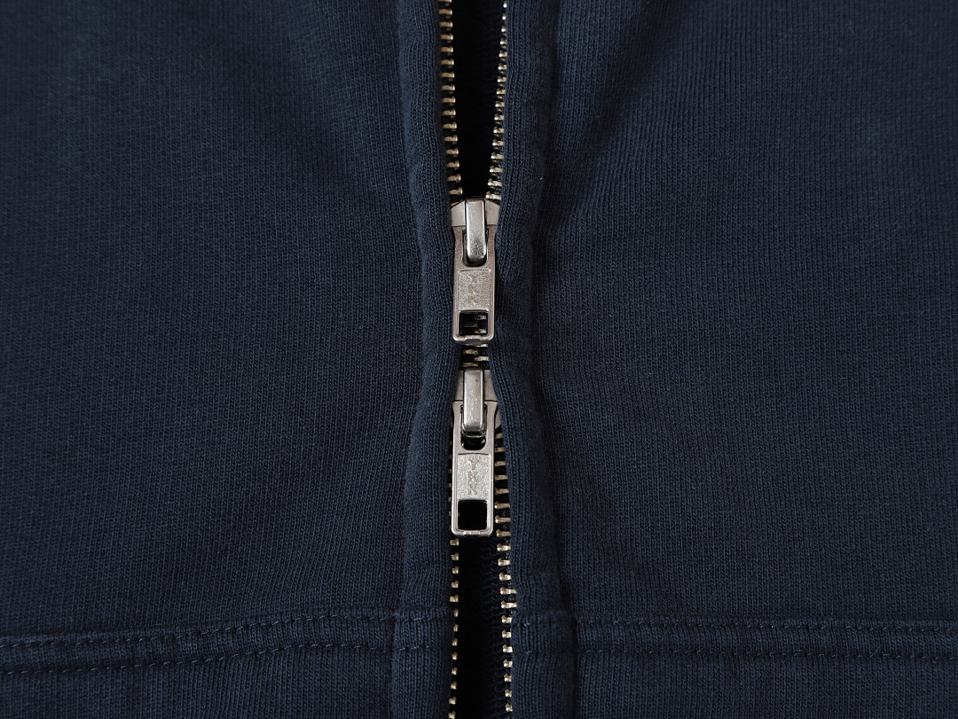 On Running 550Gsm Union Kingdom 100% Cotton French Terry Cropped Fit Washed Zip-Up - Image 14