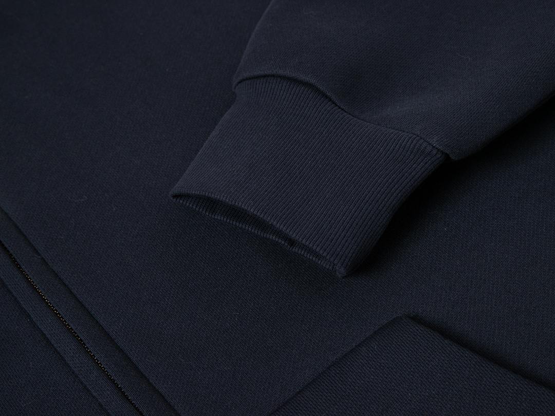 On Running 630Gsm Union Kingdom Boxy Cropped Fit Blank Zip-Up - Image 20