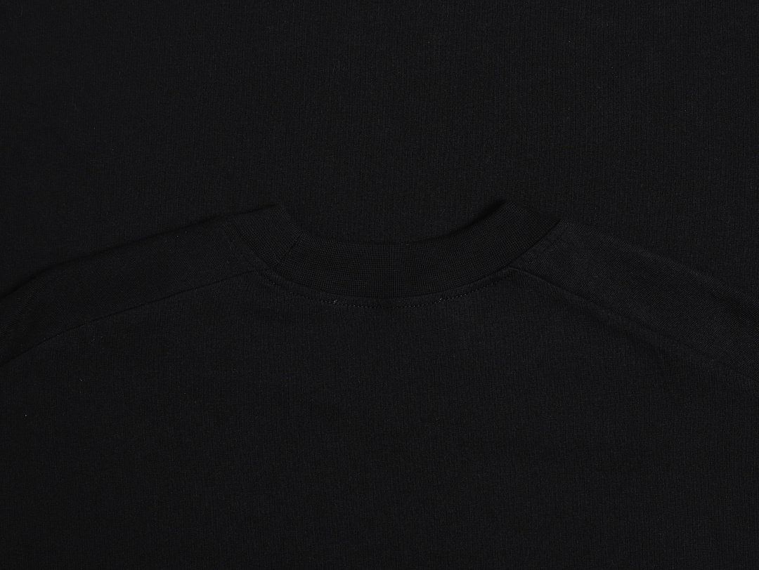 On Running 240Gsm Union Kingdom 100% Cotton Boxy Cropped Fit Blank T-Shirt - Image 35