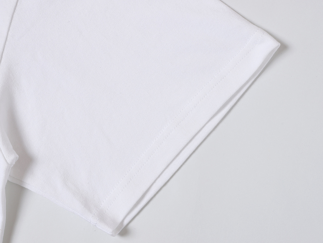 On Running 240Gsm Union Kingdom 100% Cotton Boxy Cropped Fit Blank T-Shirt - Image 27