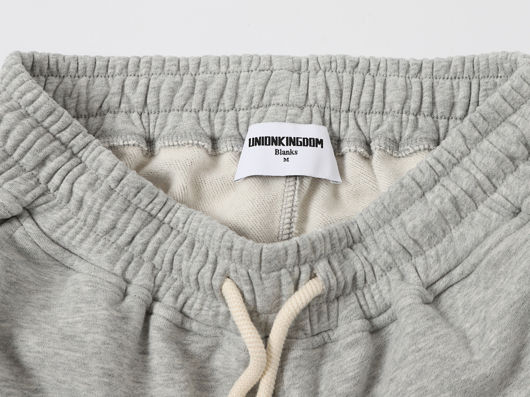 On Running 360Gsm Union Kingdom Cloud Feeling Blank Shorts - Image 20