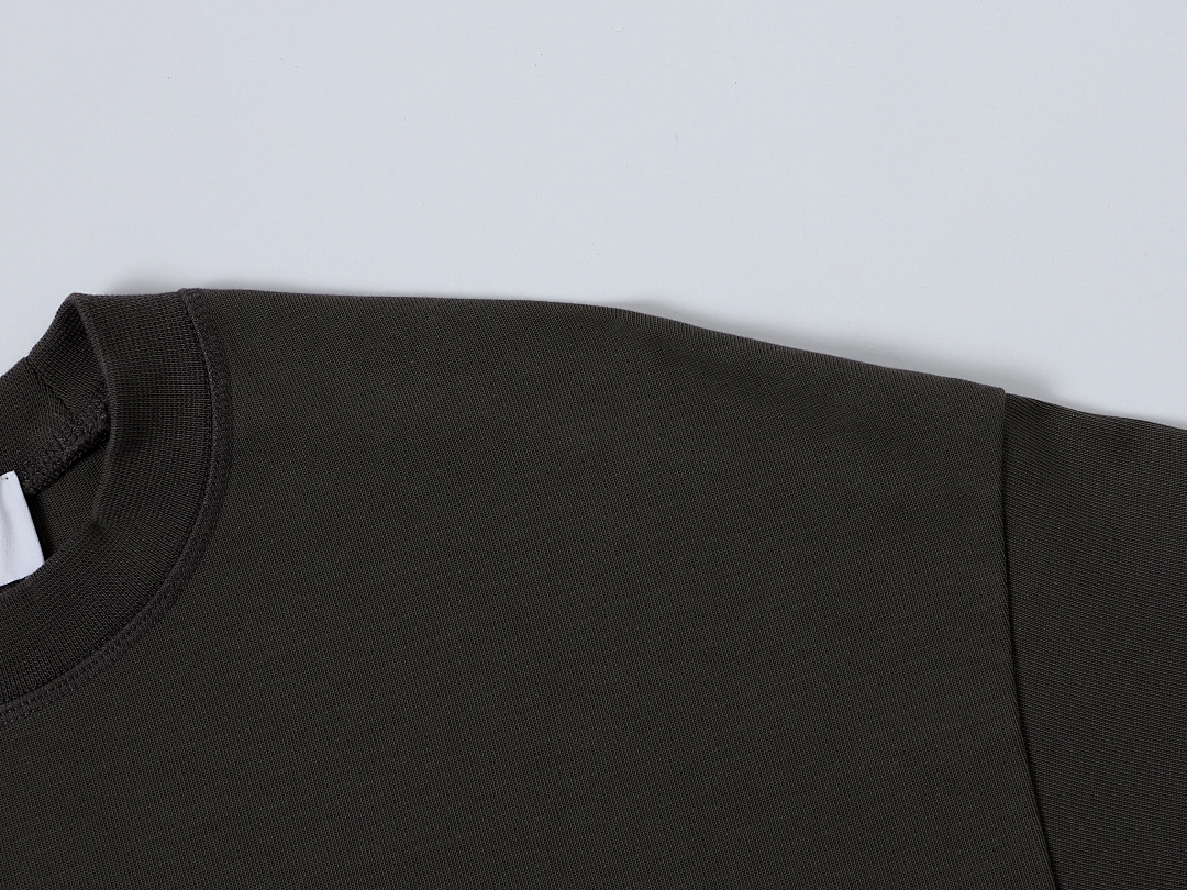 On Running 400Gsm Union Kingdom 100% Cotton Boxy Cropped Fit Washed Blank T-Shirt - Image 17
