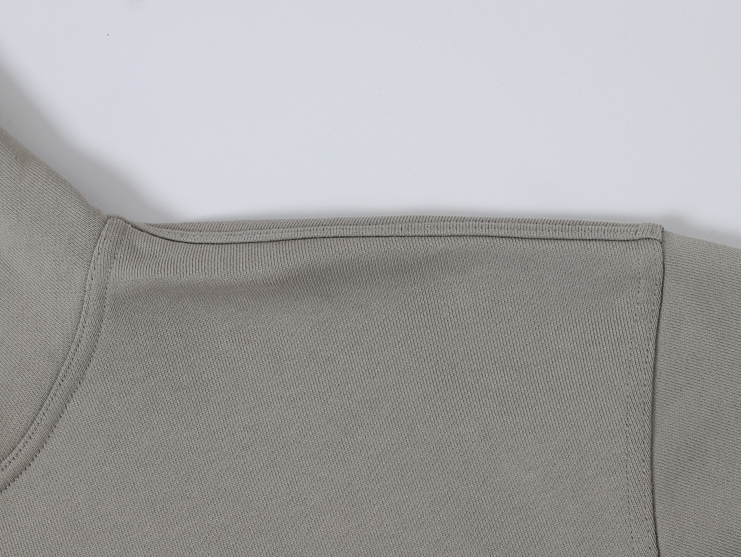 On Running 480Gsm Union Kingdom 100% Cotton French Terry Loose Fit Hoodie - Image 47