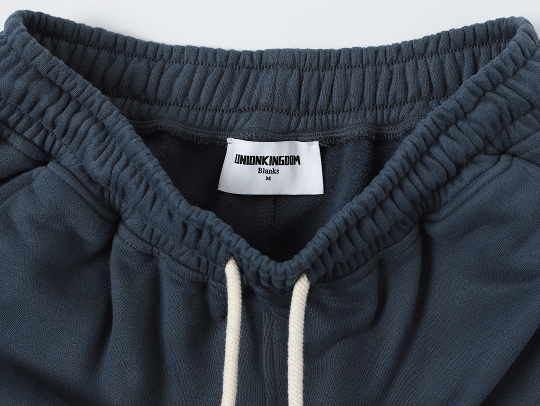 On Running 360Gsm Union Kingdom Cloud Feeling Blank Shorts - Image 13