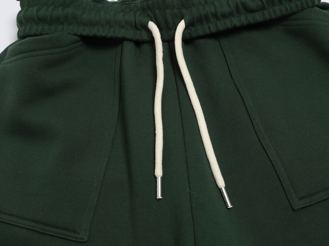 On Running 520Gsm Union Kingdom Cozy Baggy Shorts - Image 5