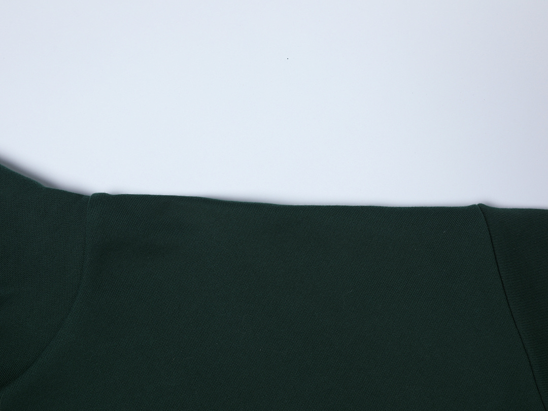 On Running 1000Gsm Union Kingdom Double-Layer 100% Cotton Fleece Reversible Cropped Fit Hoodie - Image 15