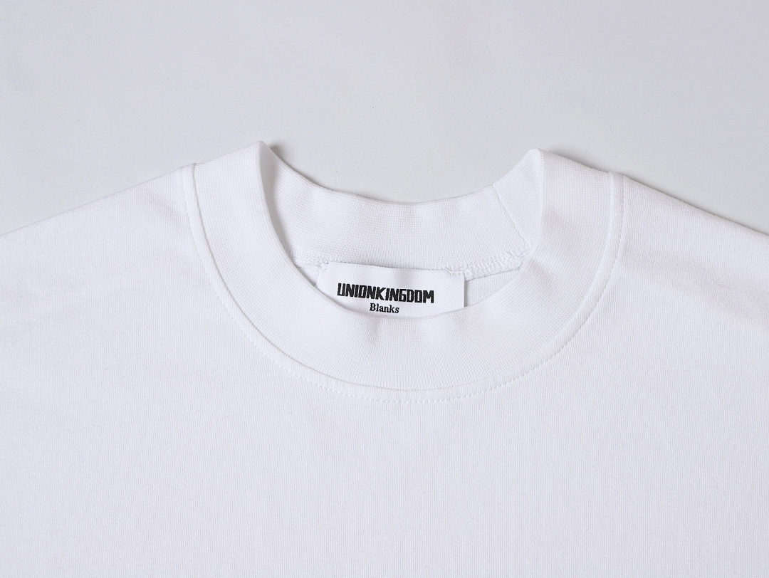 On Running 240Gsm Union Kingdom 100% Cotton Boxy Cropped Fit Blank T-Shirt - Image 24