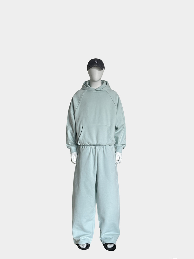 On Running 600Gsm Union Kingdom 100% Cotton Fleece Cropped Fit Hoodie And Baggy Sweatpants - Image 79
