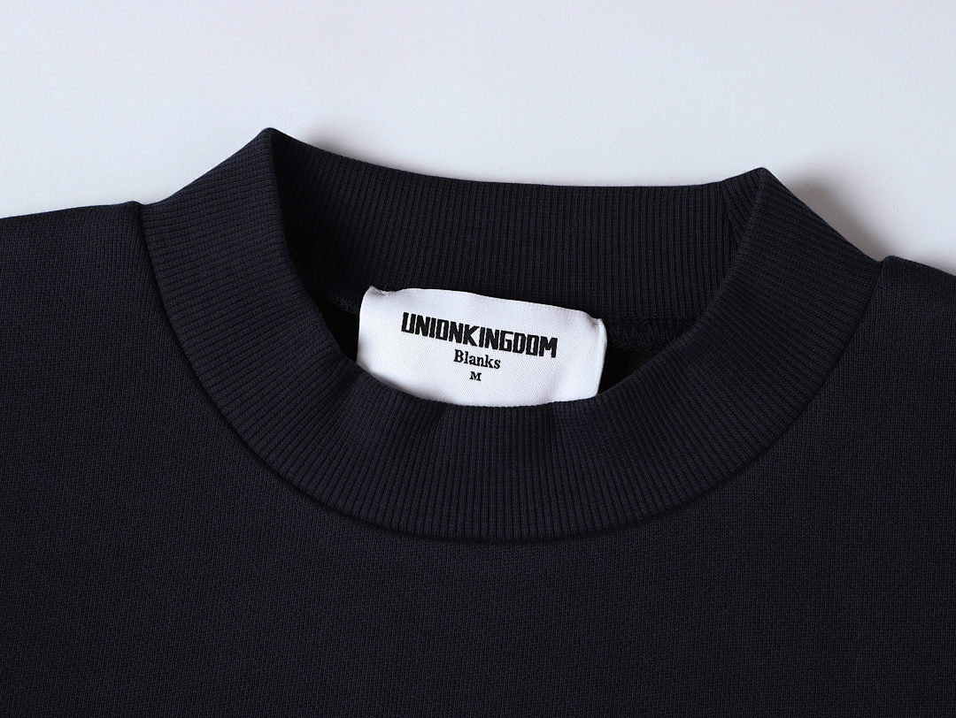 On Running 630Gsm Union Kingdom Boxy Cropped Fit Blank Crewneck - Image 23