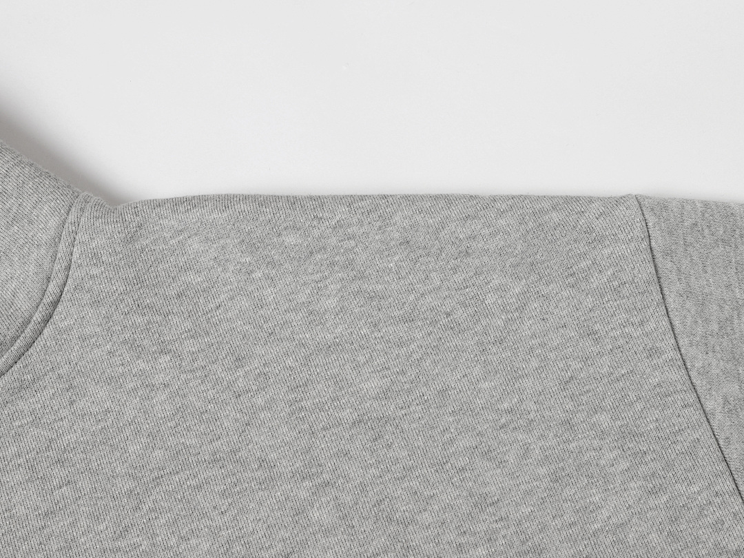 On Running 520Gsm Union Kingdom Boxy Cropped Fit Tracksuit - Image 68