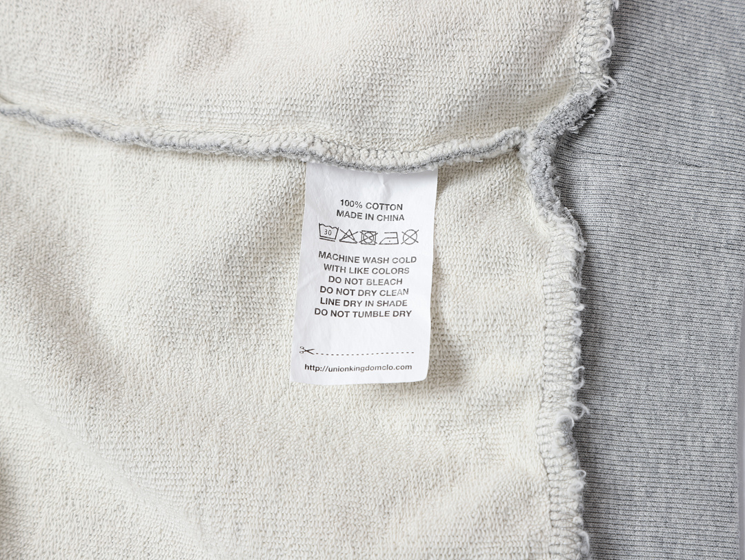 On Running 420Gsm Union Kingdom Terry Faric 100% Cotton Cropped Fit Blank Hoodie - Image 26