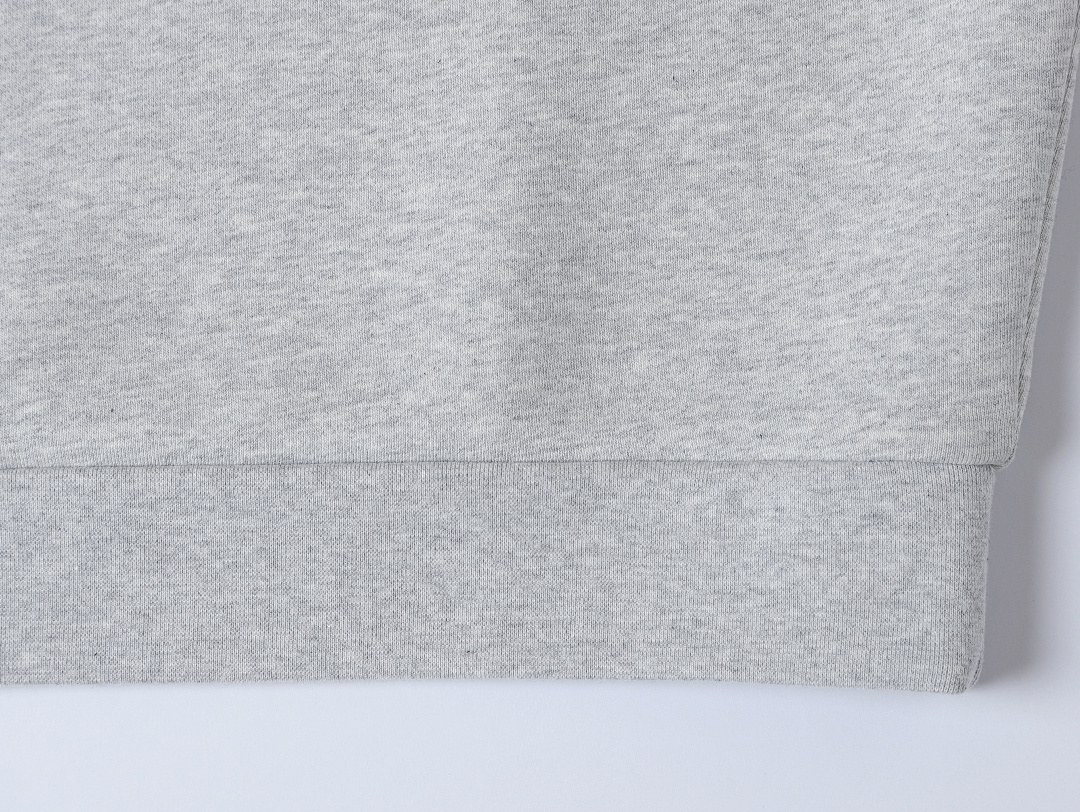 On Running 630Gsm Union Kingdom Boxy Cropped Fit Blank Crewneck - Image 43