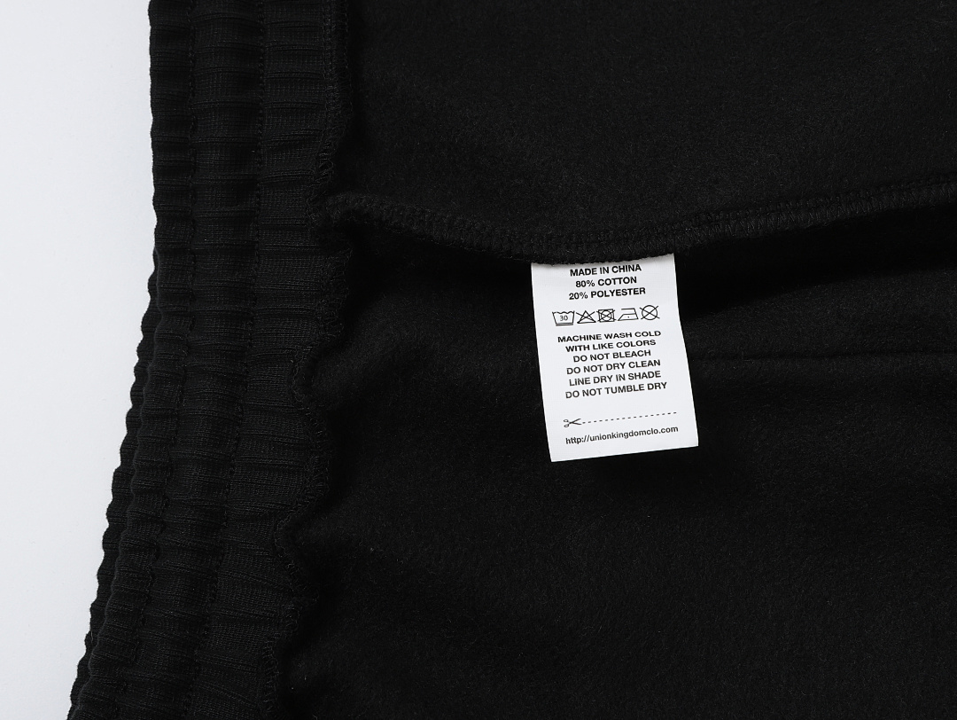 On Running 520Gsm Union Kingdom Cozy Baggy Shorts - Image 43