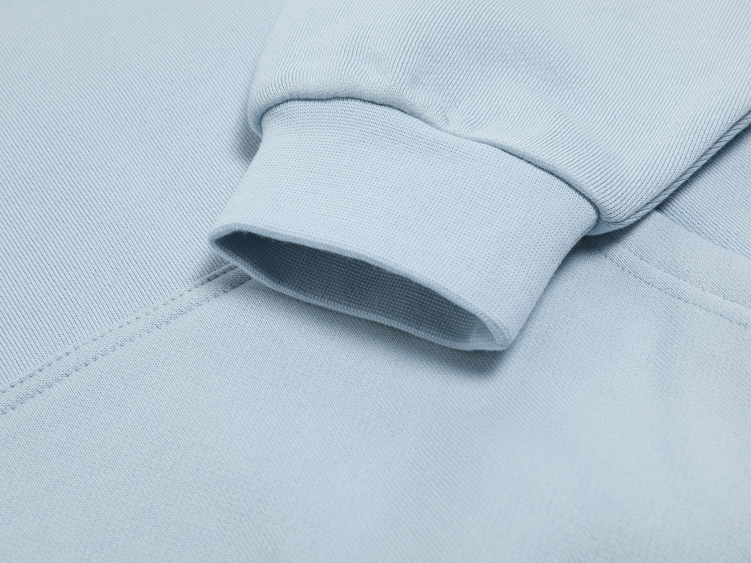 On Running 520Gsm Union Kingdom Boxy Cropped Fit Tracksuit - Image 32