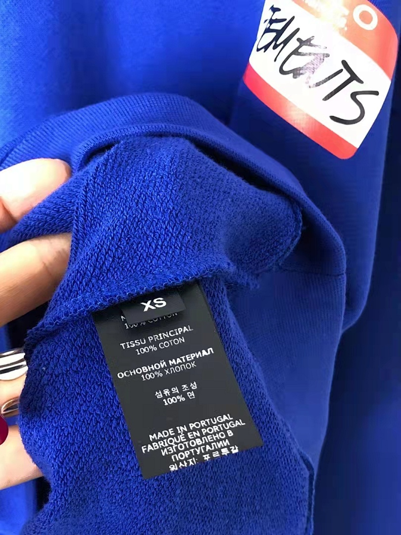 Other SOLD OUT VETEMENTS HELLO My Name Is. - Image 11
