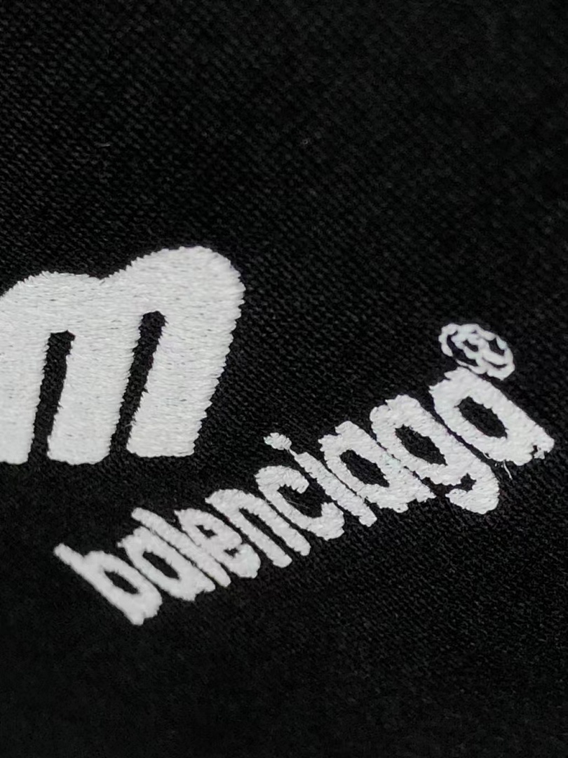 Balenciaga SOLD OUT Balenciag New Logo T-Shirt - Image 7