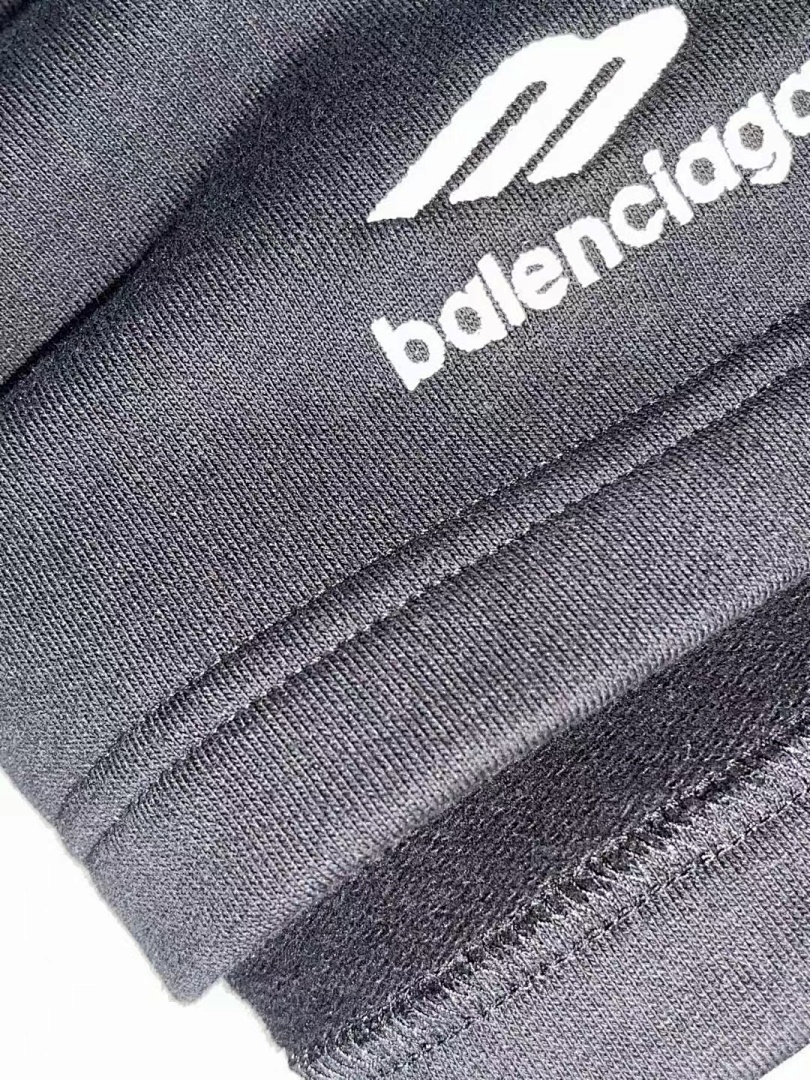Balenciaga SOLD OUT Balenciag Black Sporty B Shorts - Image 6