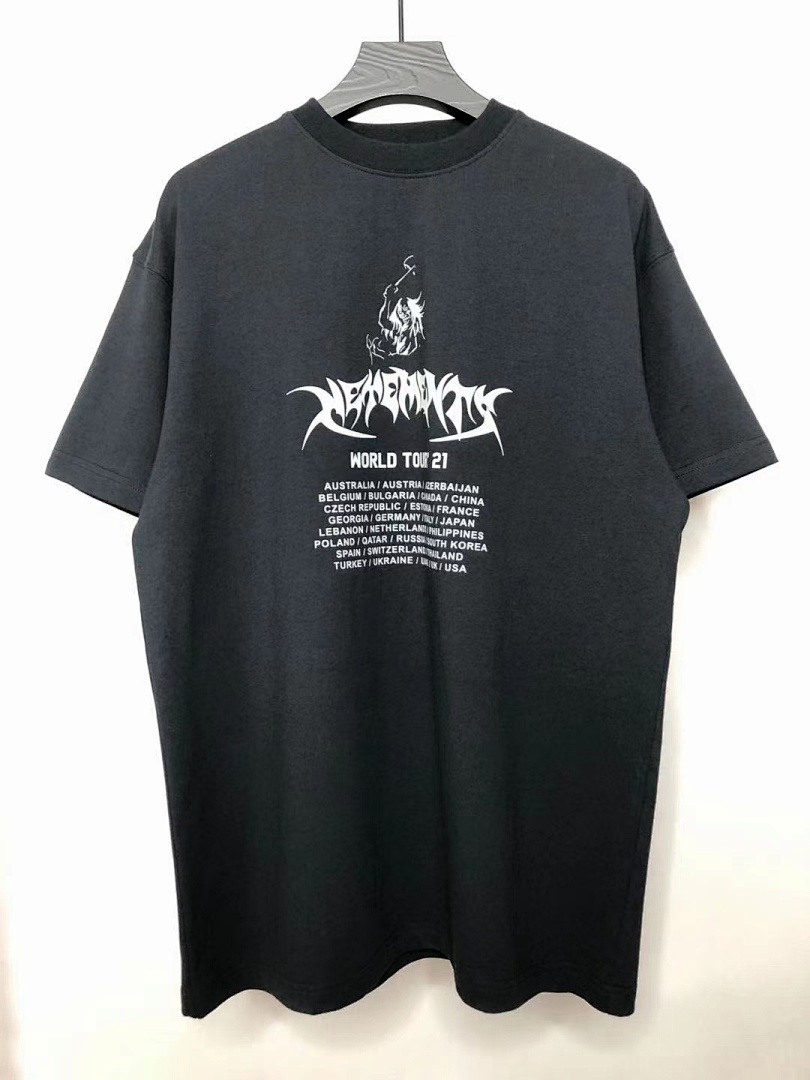 Other SOLD OUT Vetements World Tour' 21 Tee, photo 1
