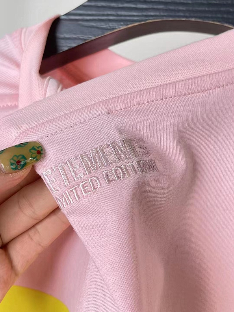 Other SOLD OUT VETEMENTS HELLO My Name Is. - Image 10