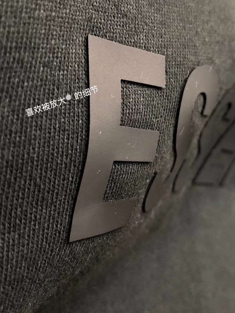 Other SOLD OUT FEAR OF GOD ESSENTIALS - Image 4