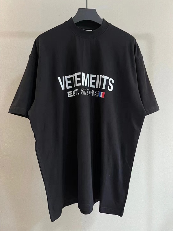 Other SOLD OUT VETEMENTS Black Flag T-Shirt
