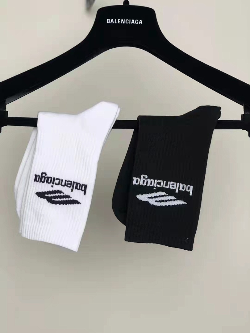 Balenciaga Balenciaga SOLD OUT Balenciag New Logo Socks 2In1, photo 1