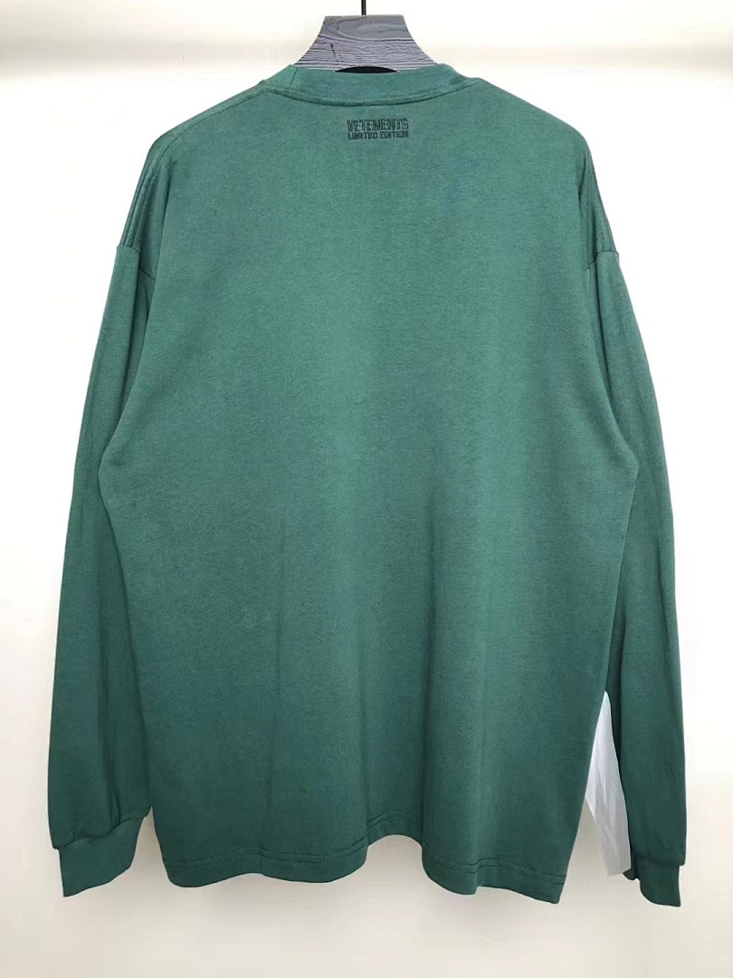Other VETEMENTS Green Logo Long Sleeve - Image 3