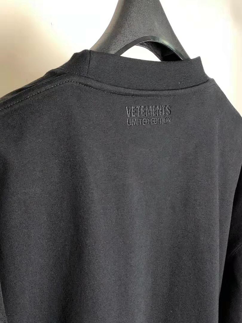 Other SOLD OUT VETEMENTS LIMITED EDITION Logo Tee - Image 7